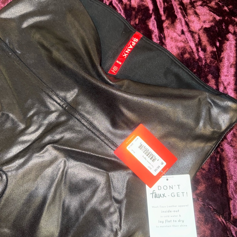 SPANX new faux leather leggings size M